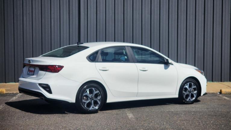 Used 2020 Kia Forte LXS for sale Sold at Victory Lotus in New Brunswick, NJ 08901 5