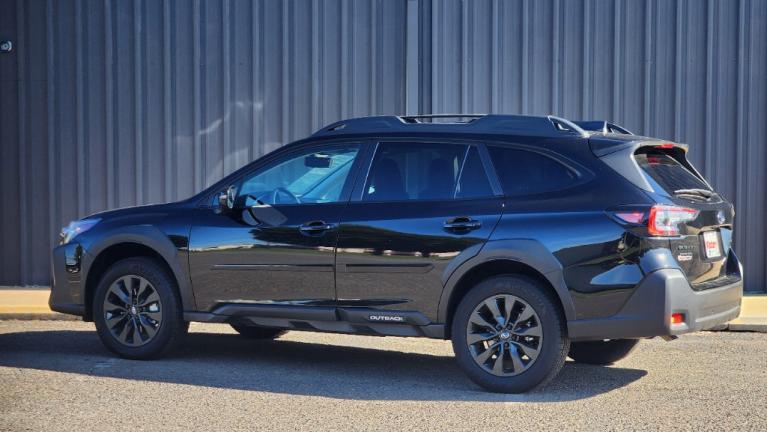 Used 2023 Subaru Outback Onyx Edition XT for sale $35,995 at Victory Lotus in New Brunswick, NJ 08901 3