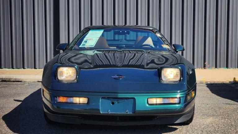 Used 1996 Chevrolet Corvette Base for sale Sold at Victory Lotus in New Brunswick, NJ 08901 8