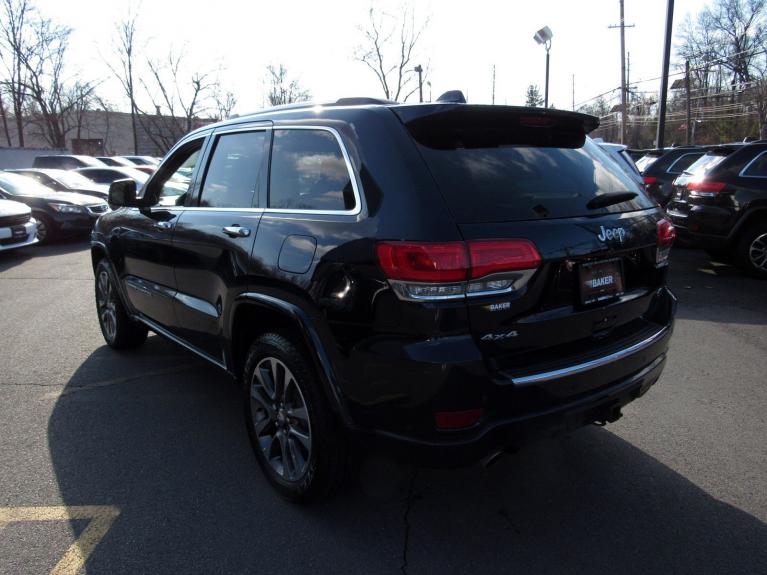 Used 2017 Jeep Grand Cherokee Overland for sale Sold at Victory Lotus in New Brunswick, NJ 08901 5