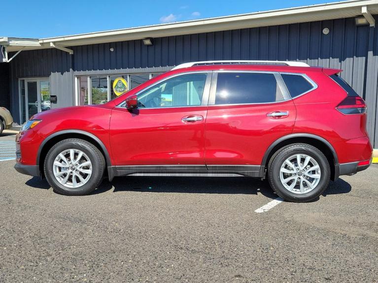 Used 2018 Nissan Rogue SV for sale Sold at Victory Lotus in New Brunswick, NJ 08901 7