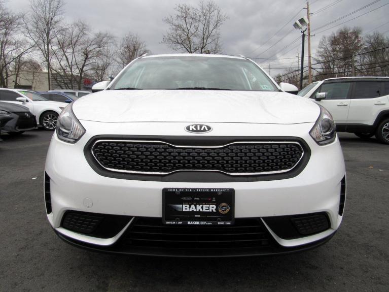 Used 2017 Kia Niro LX for sale Sold at Victory Lotus in New Brunswick, NJ 08901 3