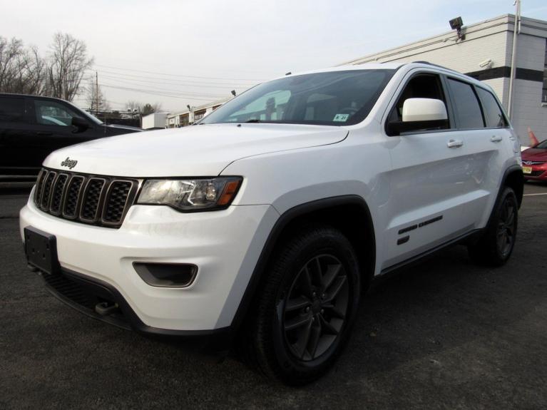 Used 2016 Jeep Grand Cherokee 75th Anniversary for sale Sold at Victory Lotus in New Brunswick, NJ 08901 4