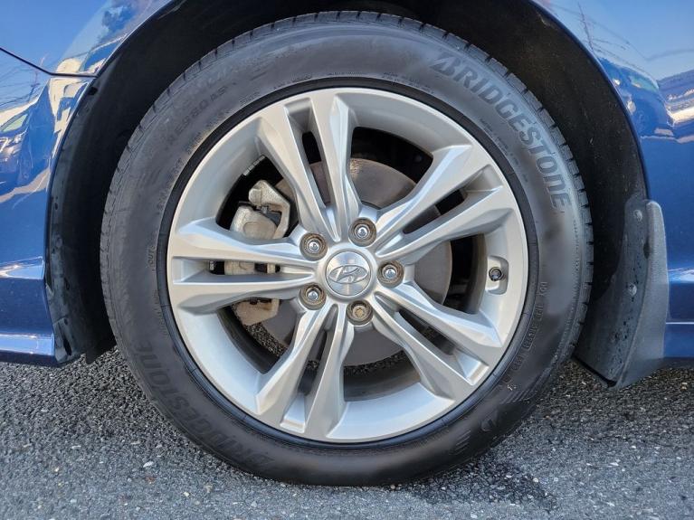 Used 2018 Hyundai Sonata SEL for sale Sold at Victory Lotus in New Brunswick, NJ 08901 8