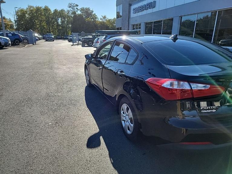 Used 2016 Kia Forte LX for sale Sold at Victory Lotus in New Brunswick, NJ 08901 7