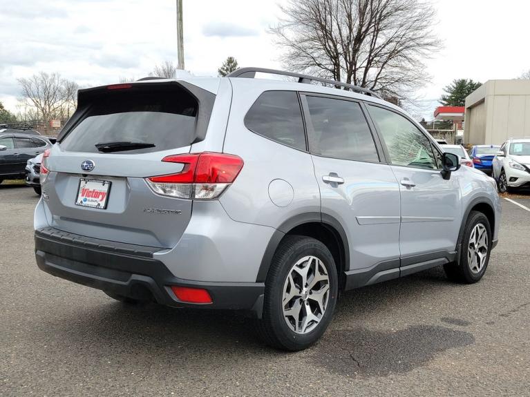 Used 2020 Subaru Forester Premium for sale Sold at Victory Lotus in New Brunswick, NJ 08901 4