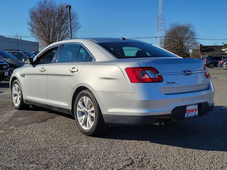 Used 2012 Ford Taurus SEL for sale Sold at Victory Lotus in New Brunswick, NJ 08901 7