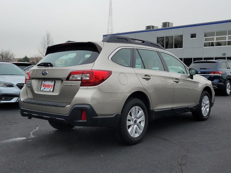 Used 2018 Subaru Outback 2.5i for sale Sold at Victory Lotus in New Brunswick, NJ 08901 5