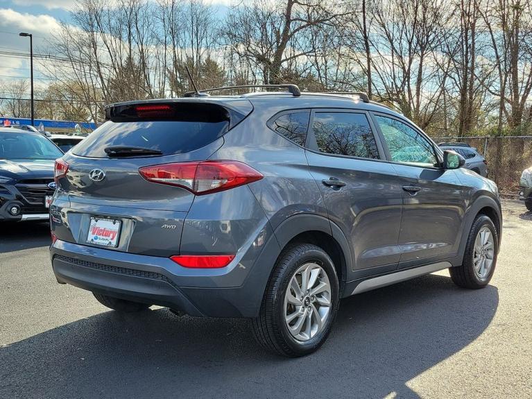 Used 2017 Hyundai Tucson SE for sale Sold at Victory Lotus in New Brunswick, NJ 08901 4