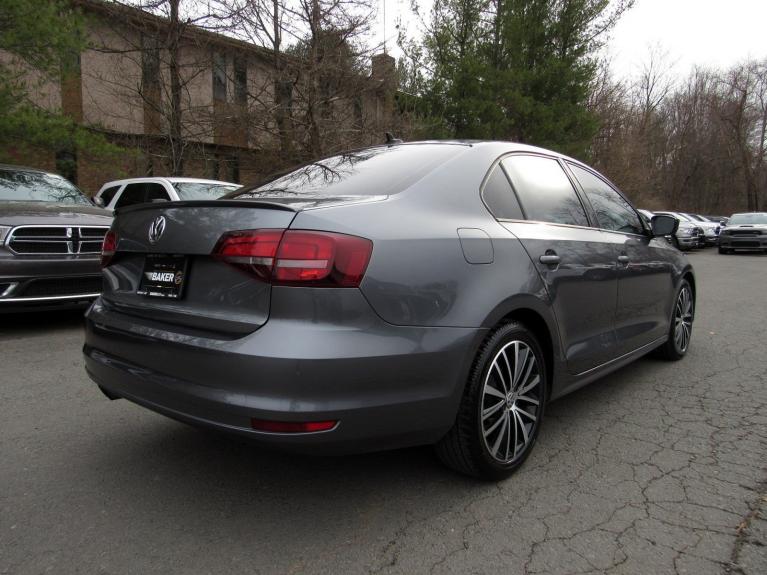 Used 2016 Volkswagen Jetta Sedan 1.8T Sport for sale Sold at Victory Lotus in New Brunswick, NJ 08901 7