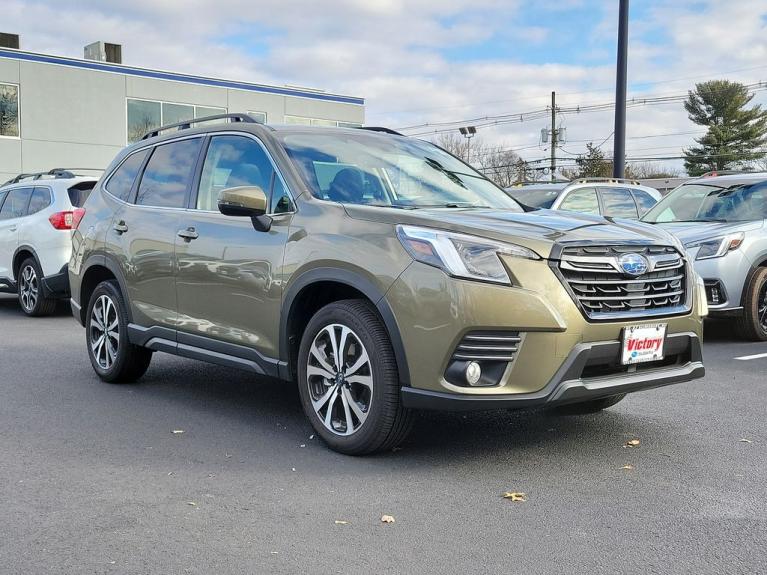 Used 2023 Subaru Forester Limited for sale Sold at Victory Lotus in New Brunswick, NJ 08901 4