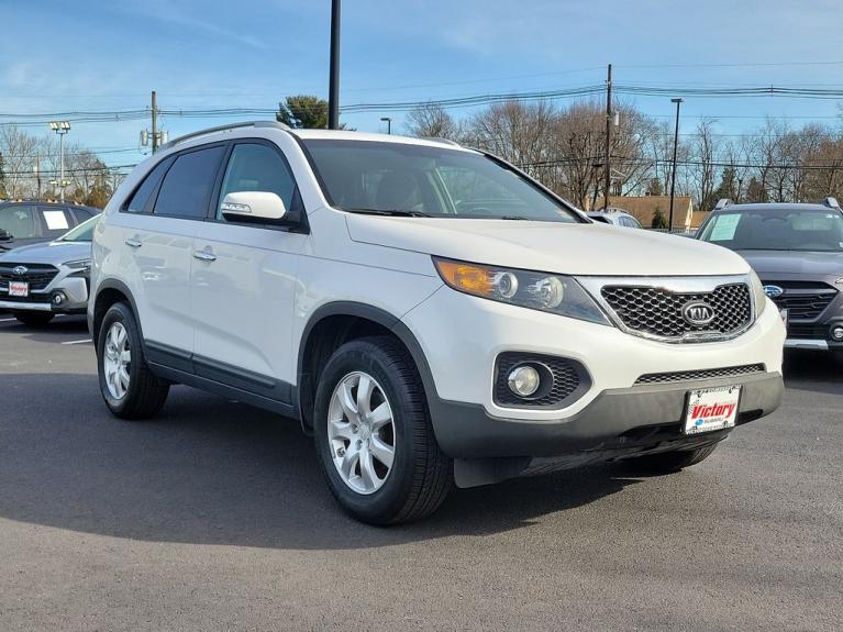 Used 2011 Kia Sorento LX for sale Sold at Victory Lotus in New Brunswick, NJ 08901 4