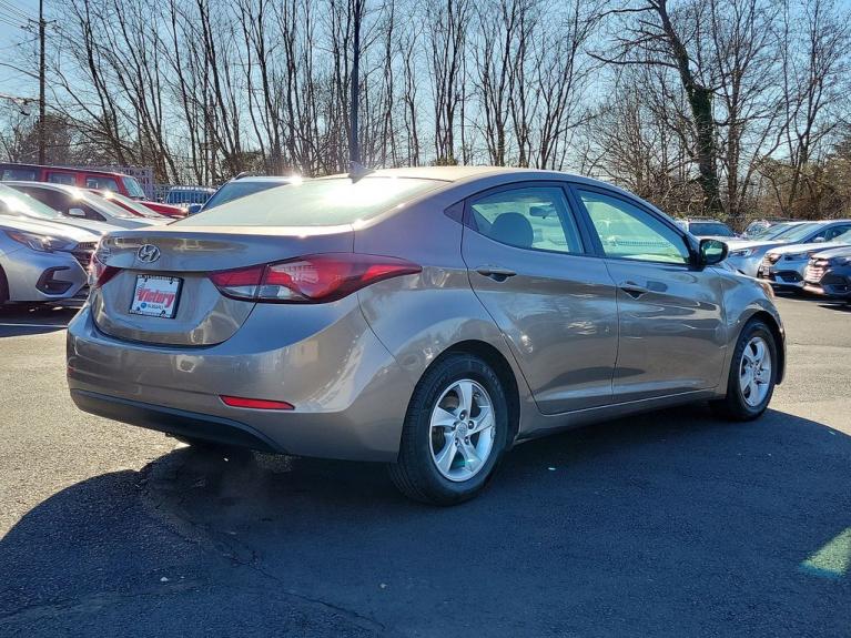 Used 2015 Hyundai Elantra SE for sale Sold at Victory Lotus in New Brunswick, NJ 08901 5