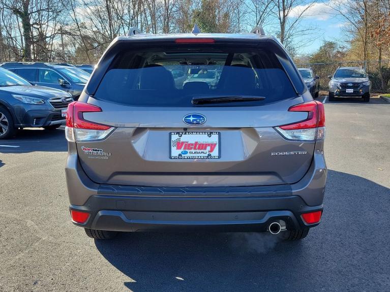 Used 2023 Subaru Forester Limited for sale Sold at Victory Lotus in New Brunswick, NJ 08901 5