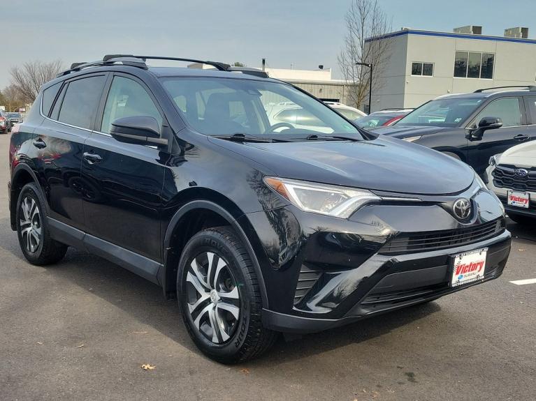 Used 2018 Toyota RAV4 LE for sale Sold at Victory Lotus in New Brunswick, NJ 08901 4