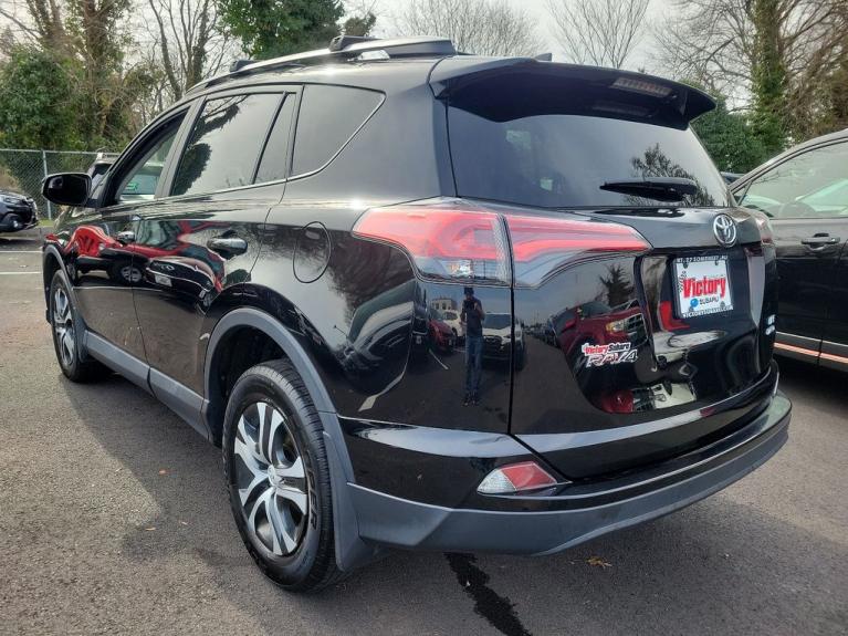 Used 2018 Toyota RAV4 LE for sale Sold at Victory Lotus in New Brunswick, NJ 08901 7