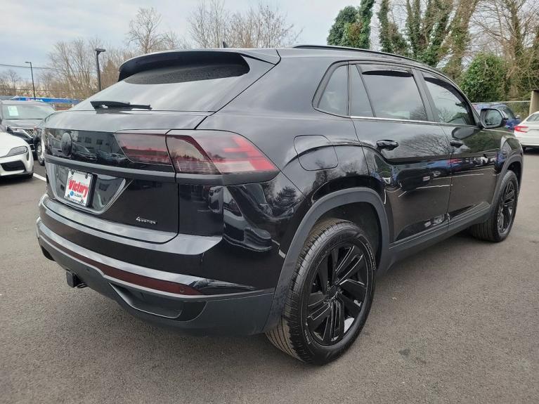 Used 2023 Volkswagen Atlas Cross Sport 2.0T SE w/Technology for sale Sold at Victory Lotus in New Brunswick, NJ 08901 6