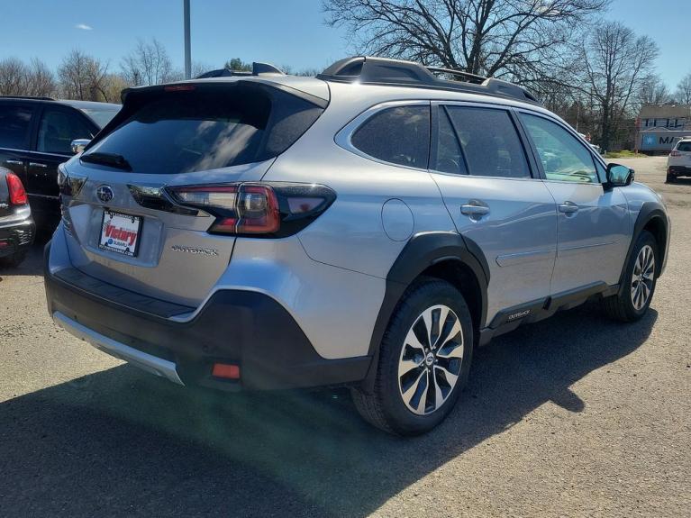 Used 2024 Subaru Outback Limited for sale Sold at Victory Lotus in New Brunswick, NJ 08901 4