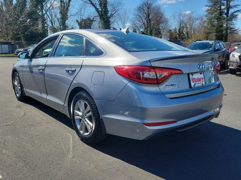 Used 2016 Hyundai Sonata Base for sale Sold at Victory Lotus in New Brunswick, NJ 08901 7