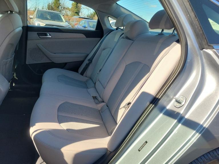 Used 2016 Hyundai Sonata Base for sale Sold at Victory Lotus in New Brunswick, NJ 08901 8