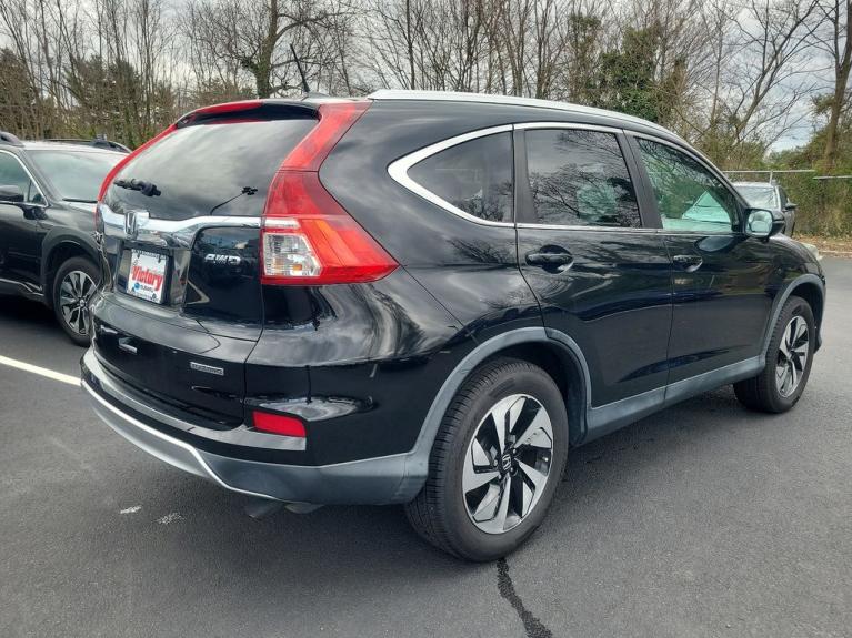 Used 2015 Honda CR-V Touring for sale $19,245 at Victory Lotus in New Brunswick, NJ 08901 4