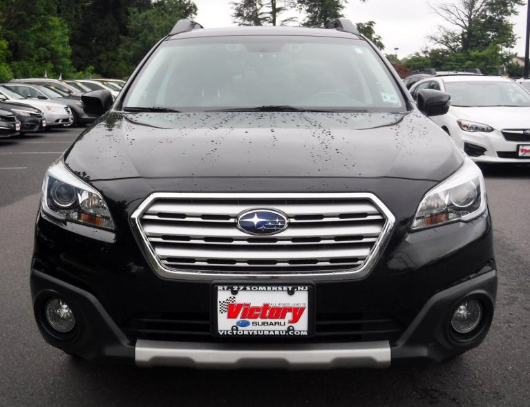 Used 2016 Subaru Outback 2.5i Limited for sale Sold at Victory Lotus in New Brunswick, NJ 08901 3