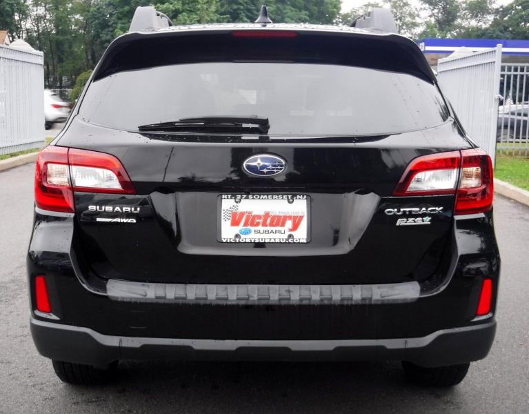 Used 2016 Subaru Outback 2.5i Limited for sale Sold at Victory Lotus in New Brunswick, NJ 08901 6