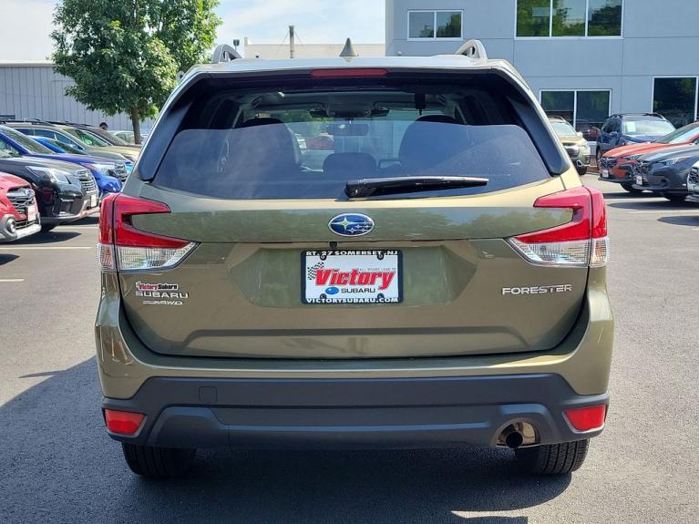 Used 2023 Subaru Forester Premium for sale Sold at Victory Lotus in New Brunswick, NJ 08901 5