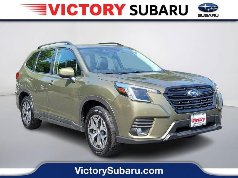 Used 2023 Subaru Forester Premium for sale Sold at Victory Lotus in New Brunswick, NJ 08901 1