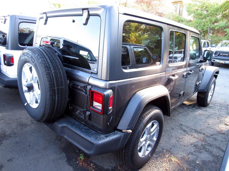 Used 2019 Jeep Wrangler Unlimited Sport S for sale Sold at Victory Lotus in New Brunswick, NJ 08901 5