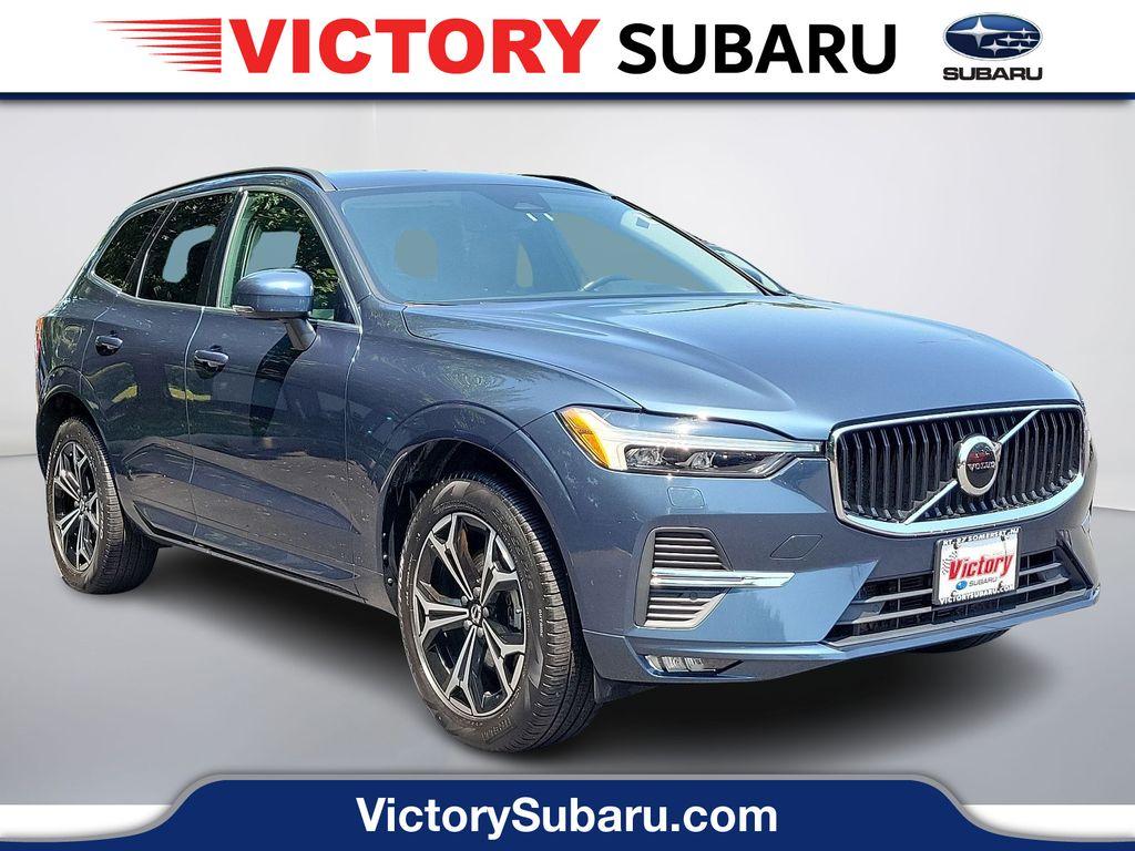 Used 2022 Volvo XC60 B5 Momentum for sale Sold at Victory Lotus in New Brunswick, NJ 08901 1