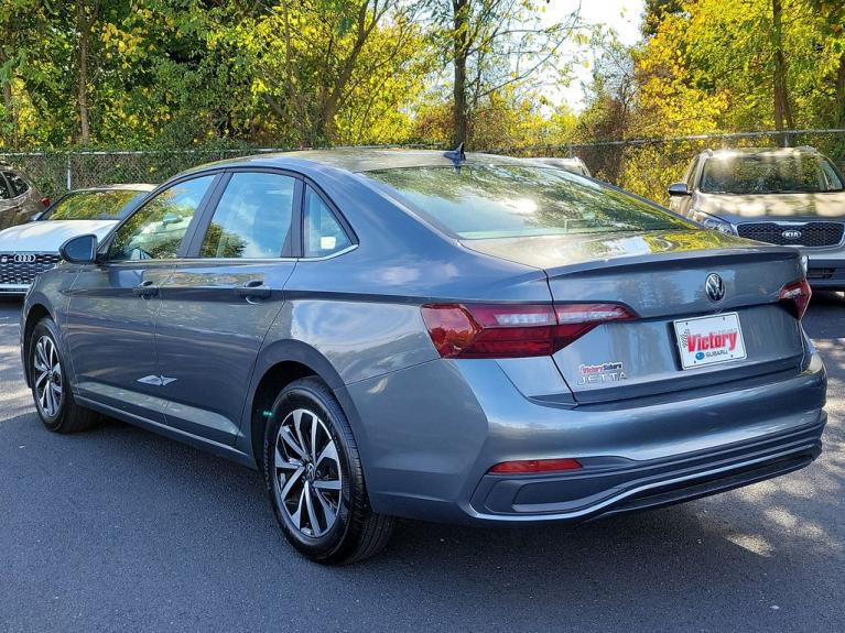 Used 2023 Volkswagen Jetta 1.5T S for sale Sold at Victory Lotus in New Brunswick, NJ 08901 4