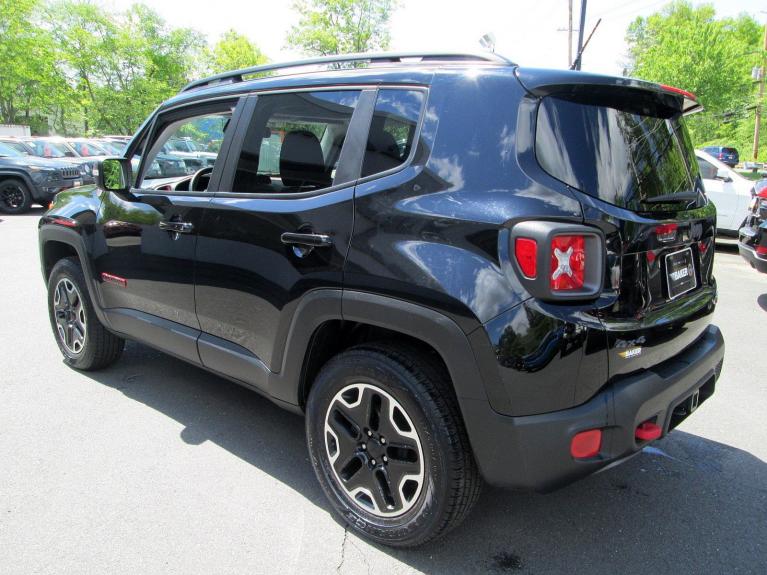 Used 2016 Jeep Renegade Trailhawk for sale Sold at Victory Lotus in New Brunswick, NJ 08901 5