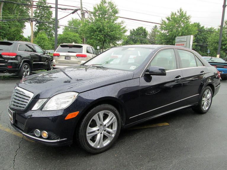 Used 2011 Mercedes-Benz E-Class E 550 Luxury for sale Sold at Victory Lotus in New Brunswick, NJ 08901 4