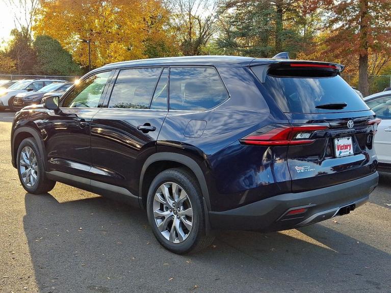 Used 2025 Toyota Grand Highlander Hybrid Limited for sale Sold at Victory Lotus in New Brunswick, NJ 08901 4
