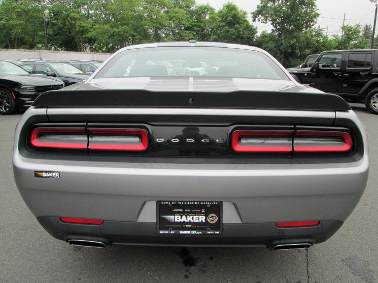 Used 2016 Dodge Challenger SXT for sale Sold at Victory Lotus in New Brunswick, NJ 08901 6