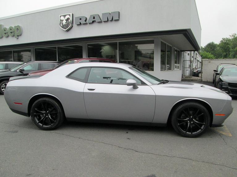 Used 2016 Dodge Challenger SXT for sale Sold at Victory Lotus in New Brunswick, NJ 08901 8