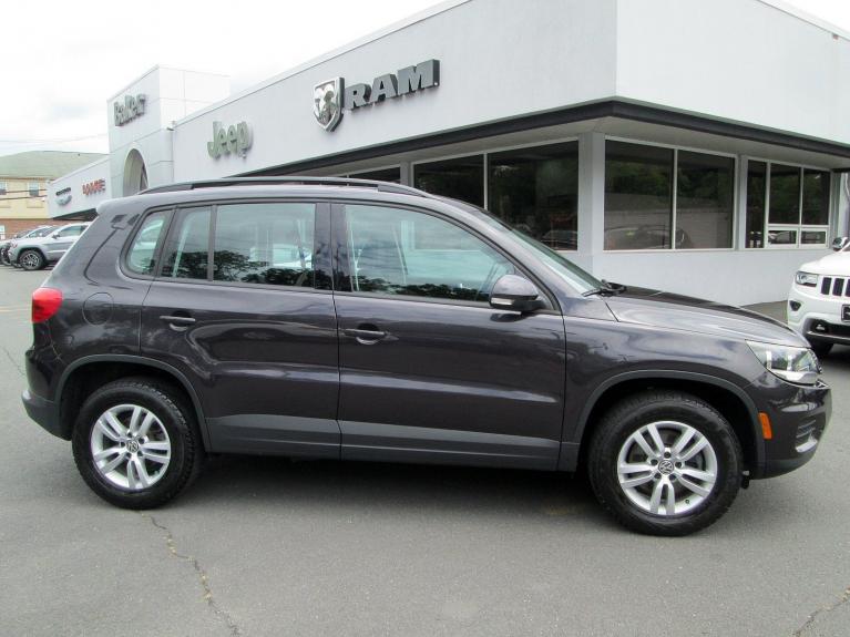 Used 2016 Volkswagen Tiguan S for sale Sold at Victory Lotus in Princeton NJ 08540 8