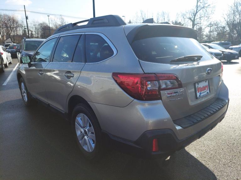 Used 2019 Subaru Outback Premium for sale Sold at Victory Lotus in New Brunswick, NJ 08901 4