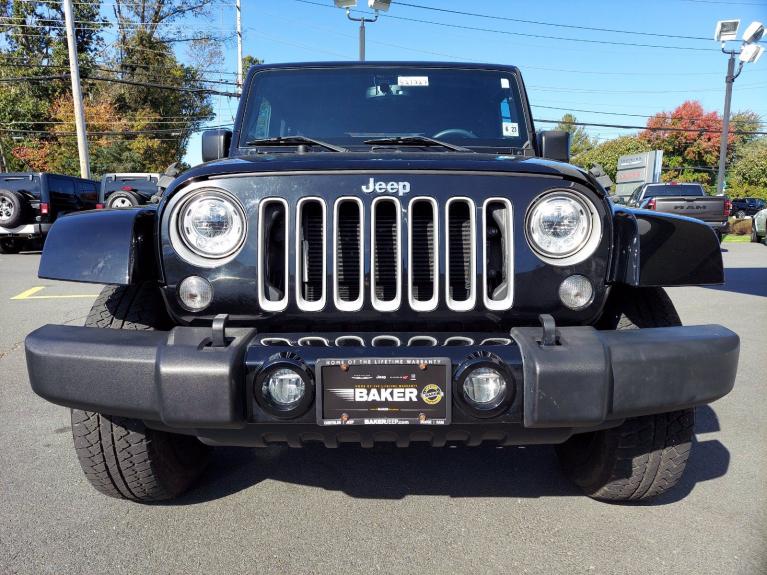 Used 2018 Jeep Wrangler JK Unlimited Sahara for sale Sold at Victory Lotus in New Brunswick, NJ 08901 3