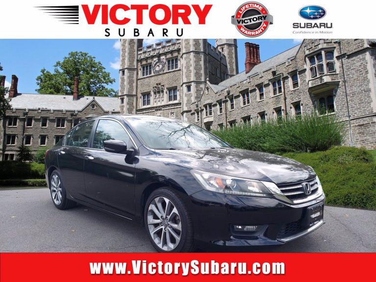 Used 2015 Honda Accord Sedan Sport for sale Sold at Victory Lotus in New Brunswick, NJ 08901 1