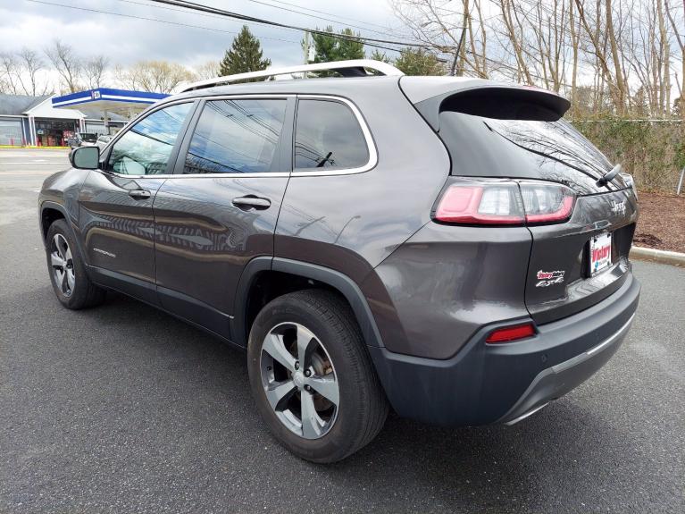 Used 2019 Jeep Cherokee Limited for sale Sold at Victory Lotus in New Brunswick, NJ 08901 4