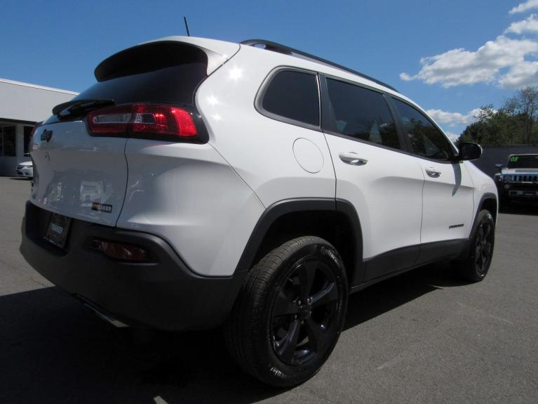 Used 2017 Jeep Cherokee High Altitude for sale Sold at Victory Lotus in New Brunswick, NJ 08901 7