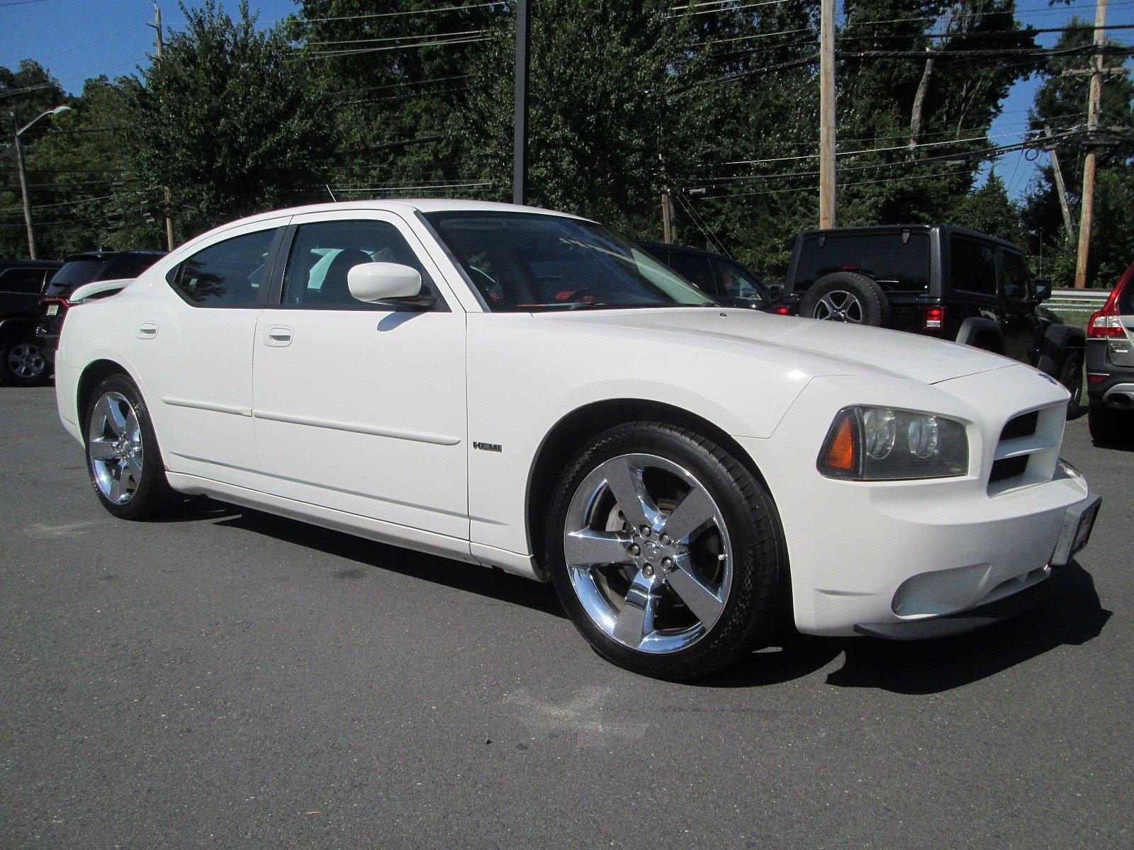 2008 dodge charger rt white