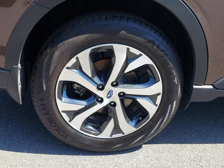 Used 2021 Subaru Outback Limited for sale Sold at Victory Lotus in New Brunswick, NJ 08901 8