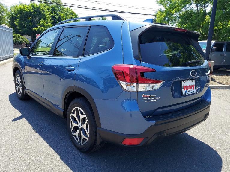 Used 2021 Subaru Forester Premium for sale Sold at Victory Lotus in New Brunswick, NJ 08901 4