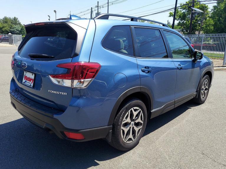 Used 2021 Subaru Forester Premium for sale Sold at Victory Lotus in New Brunswick, NJ 08901 6