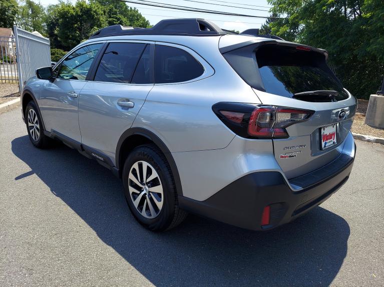 Used 2021 Subaru Outback Premium for sale Sold at Victory Lotus in New Brunswick, NJ 08901 4