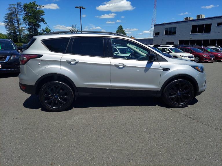 Used 2017 Ford Escape SE for sale Sold at Victory Lotus in New Brunswick, NJ 08901 7