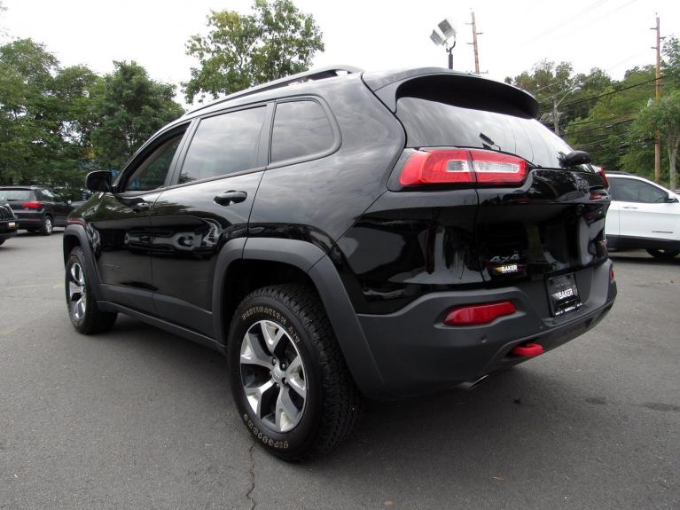 Used 2018 Jeep Cherokee Trailhawk for sale Sold at Victory Lotus in New Brunswick, NJ 08901 5